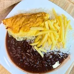 QT OMELETE DE QUEIJO E PRESUNTO