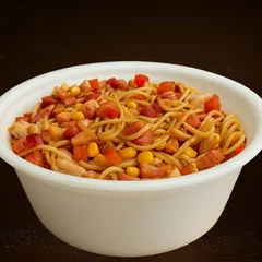 Macarão na Chapa com frango 300grs.