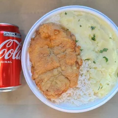 Frango Empanado & Purê + lata Coca normal + R$ 14,99 leve outra marmitex