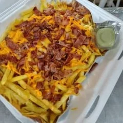 Batata Frita Com Cheddar e Bacon G