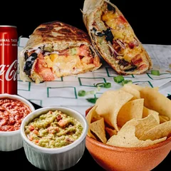 Burrito + Nachos 50g + Molho a sua Escolha + Coca Cola 310ml