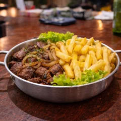 Porção de Filé Mignon com Fritas