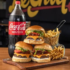 Combo Família Zé Grill + 3 Fritas + Refri 2L