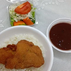 Simples de Frango à Milanesa com Purê de batata 