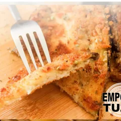 Marmitex vegetariana  (arroz  berinjela empanadas fritas e couve fina e feijão