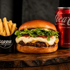 COMBO ROYAL+FRITAS+BEBIDA