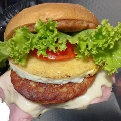 35. American Burger
