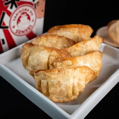 GUIOZA EM DOBRO 12 UNIDADES (pastel chinês)