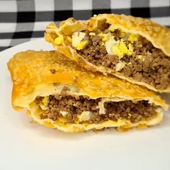 PASTEL SALGADO GRANDE