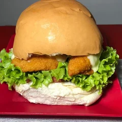 152 - x-Frango Crispy Salada