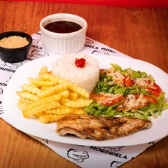 REFEIÇÃO - FILÉ DE FRANGO GRELHADO