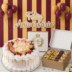 Kit festa 9 com 3kg de bolo, 200 salgados fritos, 50 mini esfihas, 25 mini hot dogs, 100 doces