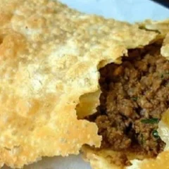 Carne com queijo