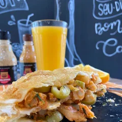 O MELHOR PASTEL DE BACALHAU COM AZEITONAS