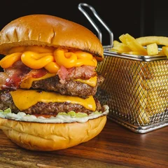 Brutus Poderoso + Batata Frita (Matador de Fome)