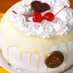 Bolo de Creme de Morango c/ Creme de 3 leites