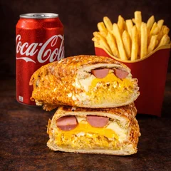Boris aos 4 Queijos + Batata + Refrigerante Lata