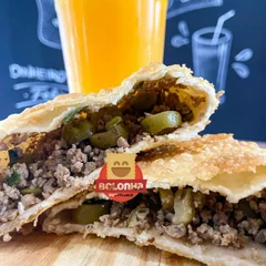 Nº6 PASTEL DA FEIRA, CARNE MOIDA SOLTINHA E AZEITONA 