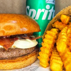 Pepper cheese + Bebida + Porção 