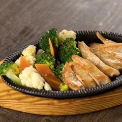 Teppan frango e vegetais.