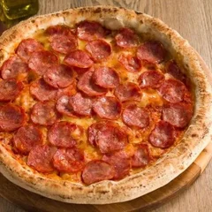 Pizza Grande Calabresa 