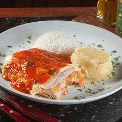 Filé de Frango a Parmegiana | 2 Acompanhamentos 