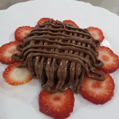 Brownie, nutella e fruta