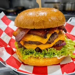 09. BURGUER DUPLO BACON