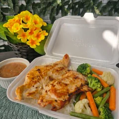 Filé de Frango Grelhado + Legumes