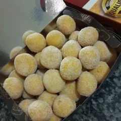 Porção com 20 Bolivianos
