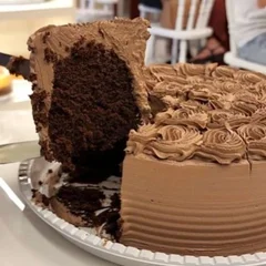 Fatia Bolo Chocolate dos Deuses c/ Mousse Aerado (Gelado)