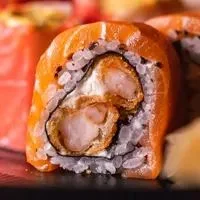 Uramaki Ebi Crocante Especial  (10 peças)