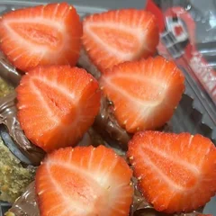 Hot holl morango com Nutella - 08 peças