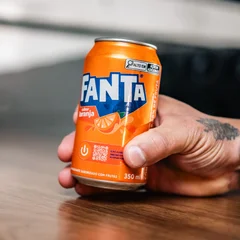 Fanta laranja lata