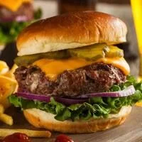 Cheeseburger 300g