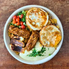 Arroz de Cupim com Mandioca Cremosa na Manteiga - G (1Kg de Comida)