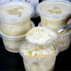 Bolo de Pote de Abacaxi Trufado