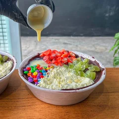 Açaí na marmita 750 ml com 4 adicionais grátis 