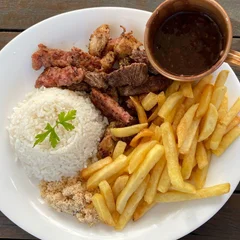 Marmita P Churrasquinho misto 