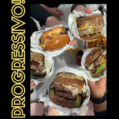 3 ou mais Burgers ou Xis + Fritas (100g) com 15% OFF