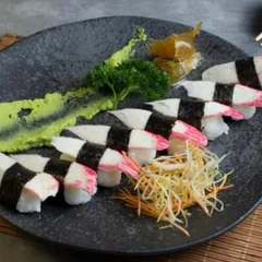 SUSHI KANI 8 UND