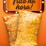PASTEL LEITINHO COM MORANGO
