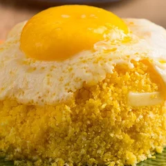 Cuscuz Com Queijo e Ovo