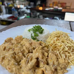 Strogonoff de Frango: O Clássico Que Todo Mundo Ama!