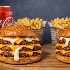 2 Triplo Smash + 2 Batata + 2 Coca Cola lata 350ml