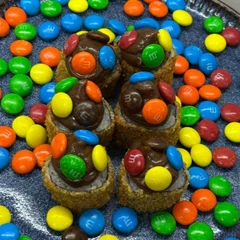 Hot Holl Brigadeiro com M&M - 04 peças