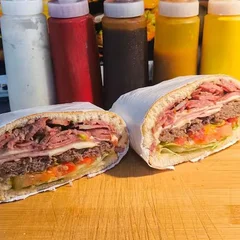 X-Calabresa (Burguer Caseiro, Calabresa, Presunto, Queijo, Alface e Tomate)