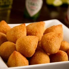 Combo 70 salgados + 1 Bebida