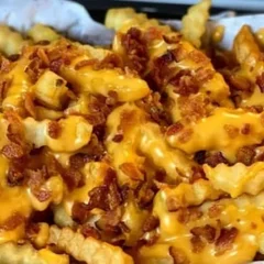 Batata Frita 250g Turbinada Com Cheddar e Bacon