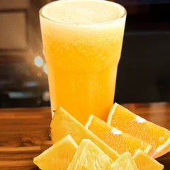 Abacaxi com Laranja.